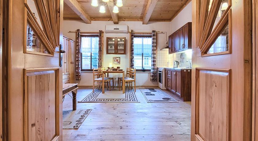 Willa Konradowka - Apartamenty Debowy, Klonowy, Kosowka I Limba Zakopane Kültér fotó